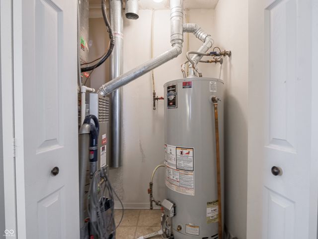 5720 Apple Branch Court, Indianapolis, IN 46237