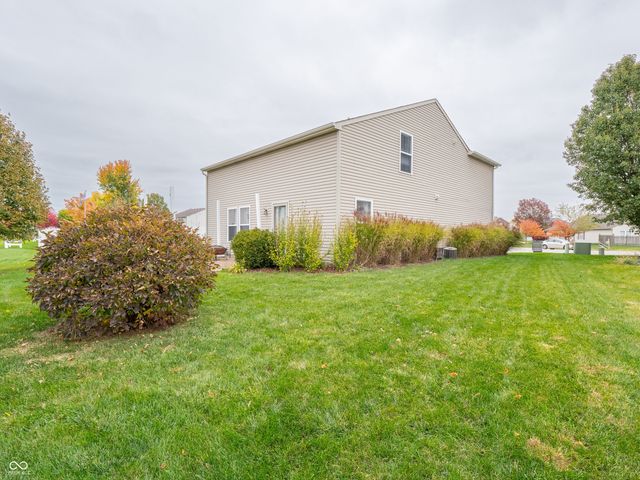 5720 Apple Branch Court, Indianapolis, IN 46237