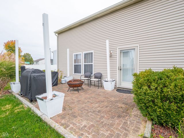 5720 Apple Branch Court, Indianapolis, IN 46237