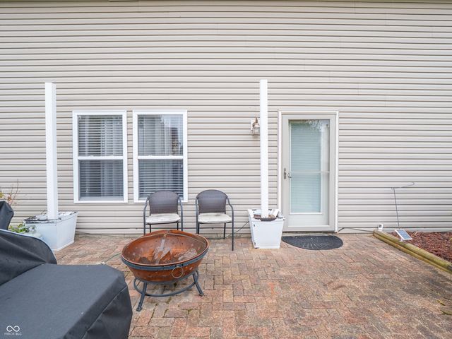 5720 Apple Branch Court, Indianapolis, IN 46237