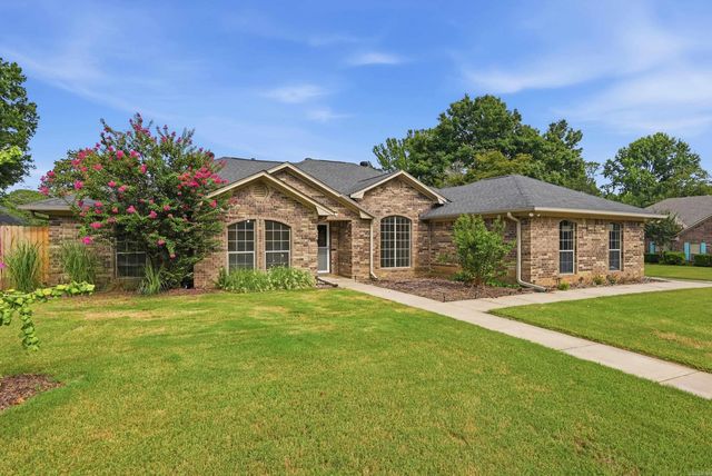 1500 John Ed Circle, Conway, AR 72034