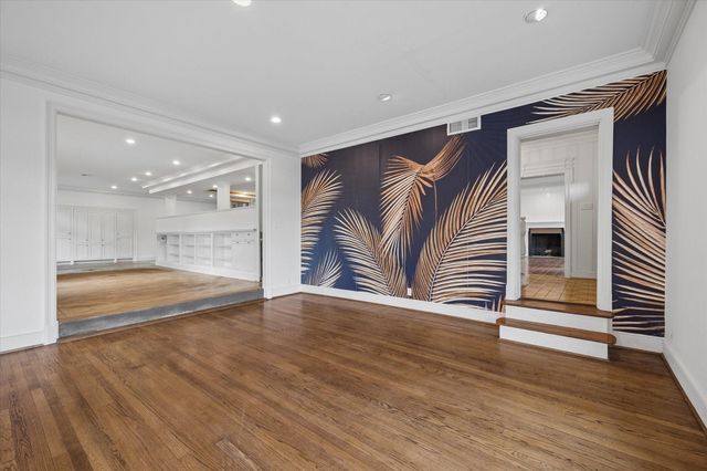 3020 San Felipe Street, Houston, TX 77019