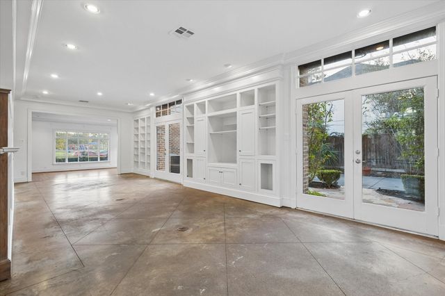 3020 San Felipe Street, Houston, TX 77019