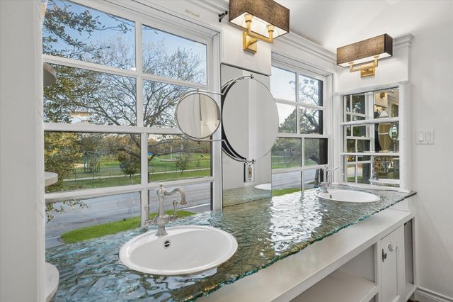 3020 San Felipe Street, Houston, TX 77019