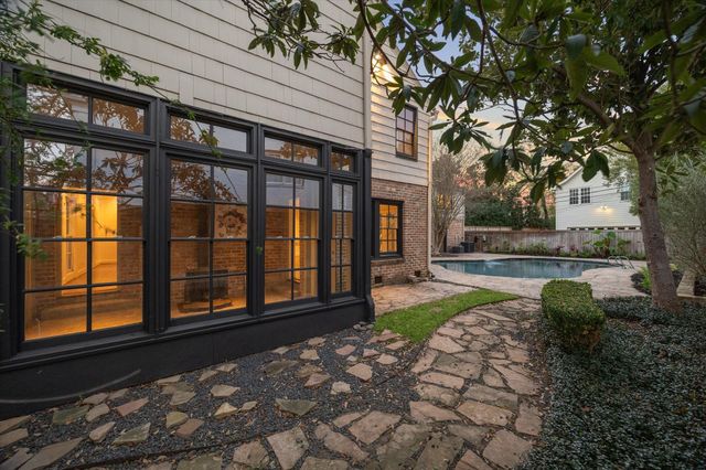 3020 San Felipe Street, Houston, TX 77019