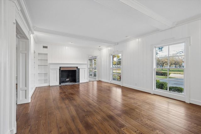 3020 San Felipe Street, Houston, TX 77019