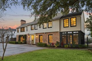 3020 San Felipe Street, Houston, TX 77019