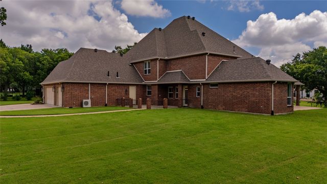 1329 Shady Lane S, Keller, TX 76248