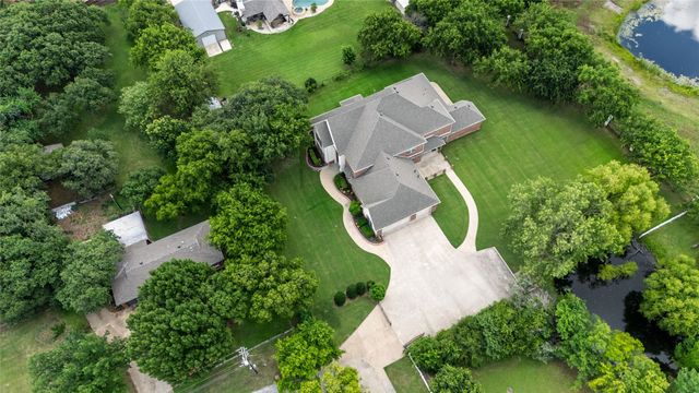 1329 Shady Lane S, Keller, TX 76248