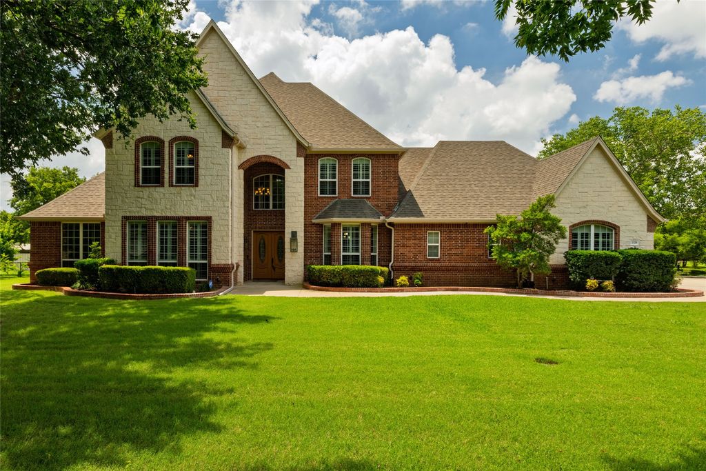 1329 Shady Lane S, Keller, TX 76248