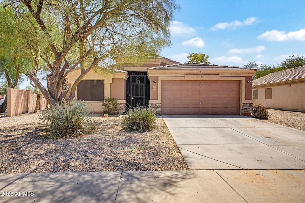 1879 E KACHINA Drive, Casa Grande, AZ 85122 — exterior