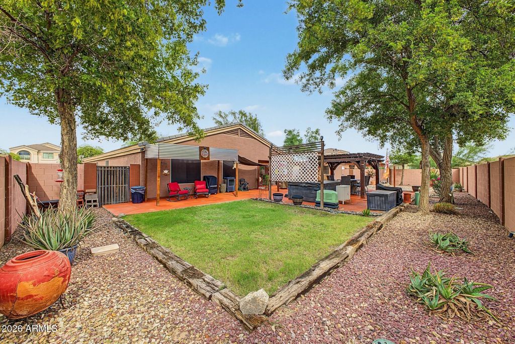 1879 E KACHINA Drive, Casa Grande, AZ 85122 — photo 2