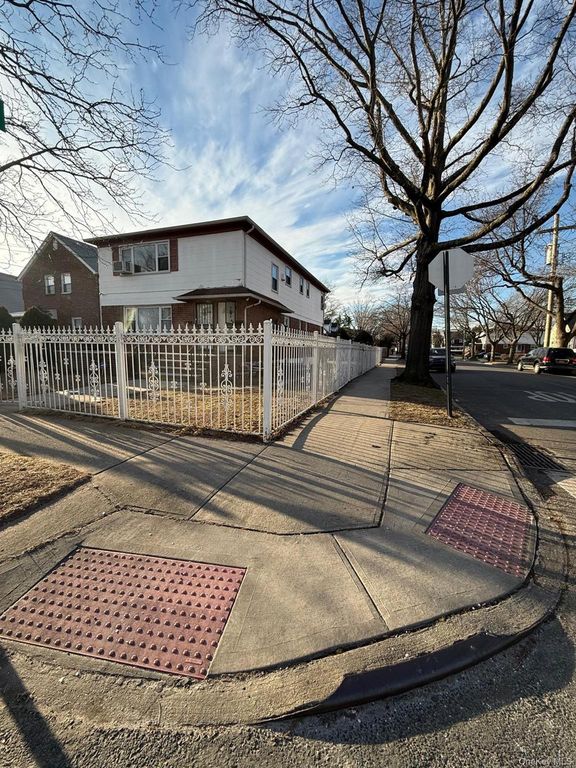 249-02 Weller Avenue, Rosedale, NY 11422 — exterior