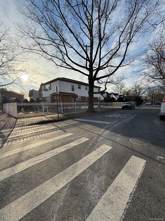 249-02 Weller Avenue, Rosedale, NY 11422 — photo 2