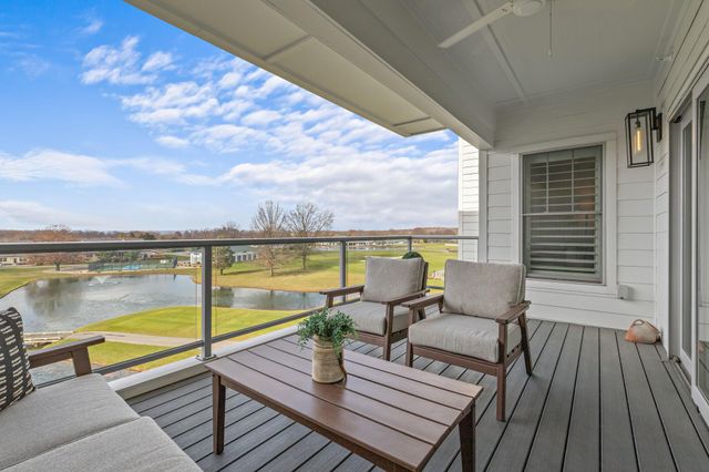 5211 Highpointe Lakes Drive, 7402, Westerville, OH 43081