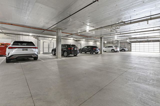 5211 Highpointe Lakes Drive, 7402, Westerville, OH 43081