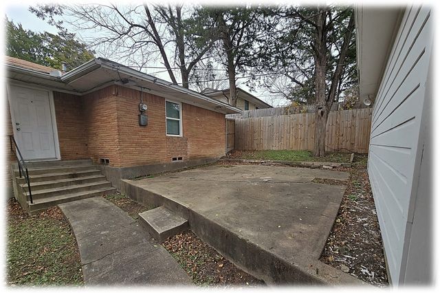5447 Singing Hills Drive, Dallas, TX 75241