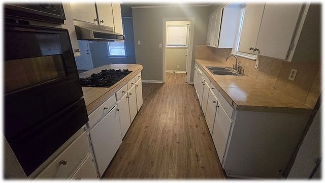 5447 Singing Hills Drive, Dallas, TX 75241