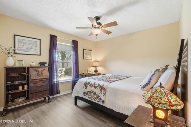 8961 COUNTRY BEND Circle S, Jacksonville, FL 32244