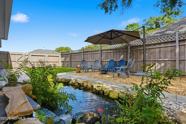 8961 COUNTRY BEND Circle S, Jacksonville, FL 32244