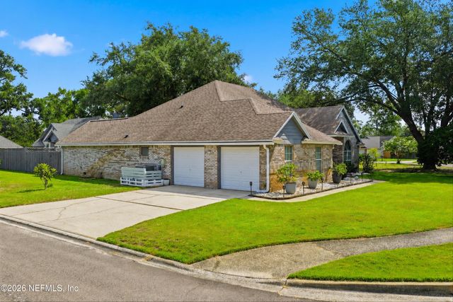 8961 COUNTRY BEND Circle S, Jacksonville, FL 32244