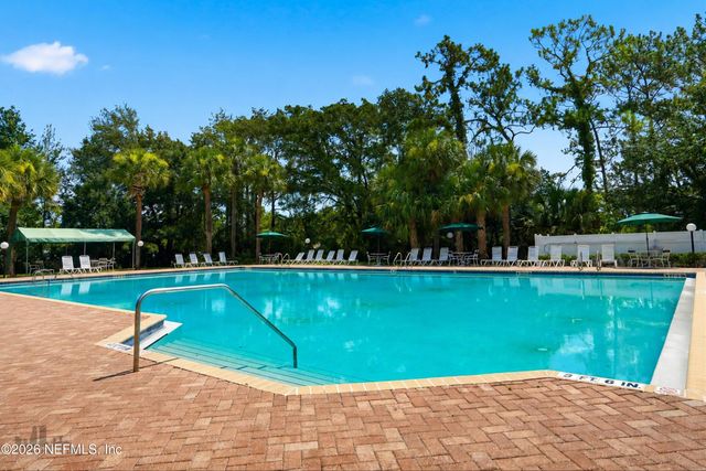 8961 COUNTRY BEND Circle S, Jacksonville, FL 32244