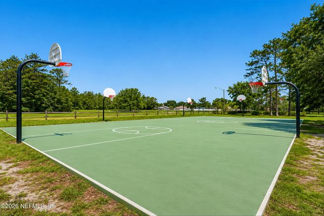 8961 COUNTRY BEND Circle S, Jacksonville, FL 32244