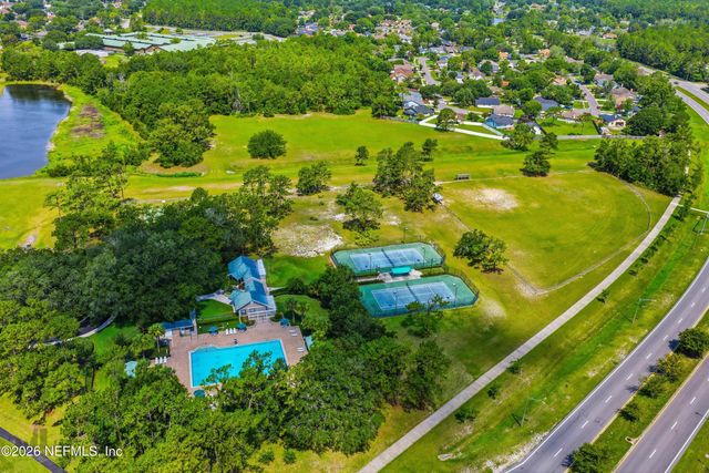 8961 COUNTRY BEND Circle S, Jacksonville, FL 32244