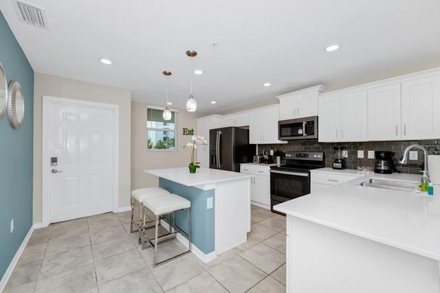 3171 PARADOX CIRCLE 104, Kissimmee, FL 34746