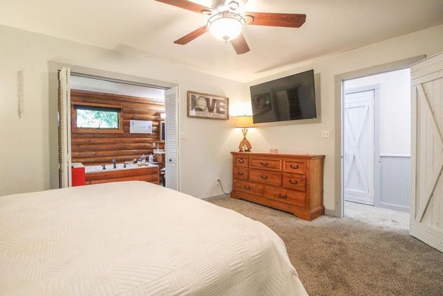 N3301 Asje Road, Cambridge, WI 53523