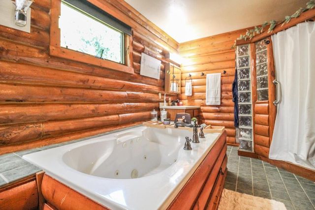 N3301 Asje Road, Cambridge, WI 53523
