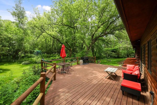 N3301 Asje Road, Cambridge, WI 53523