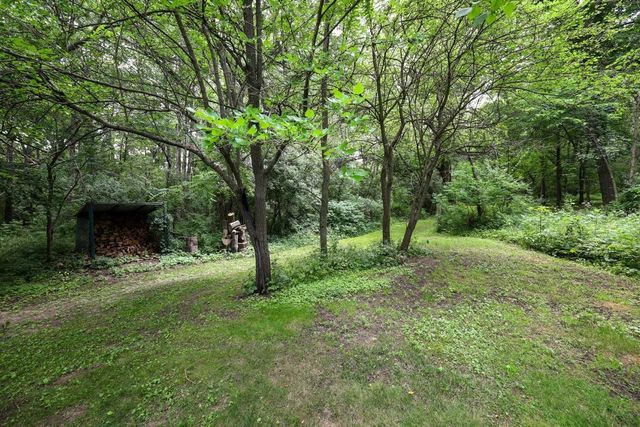 N3301 Asje Road, Cambridge, WI 53523