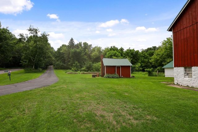 N3301 Asje Road, Cambridge, WI 53523