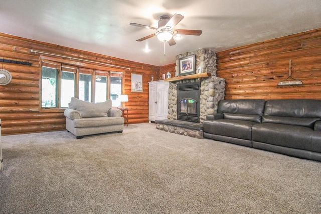 N3301 Asje Road, Cambridge, WI 53523
