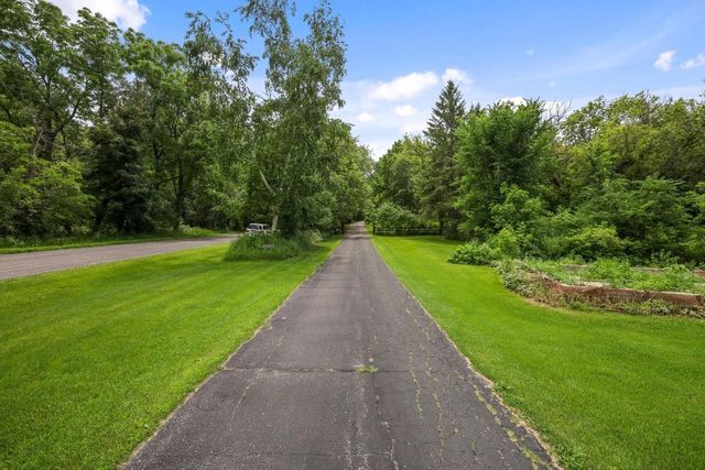 N3301 Asje Road, Cambridge, WI 53523