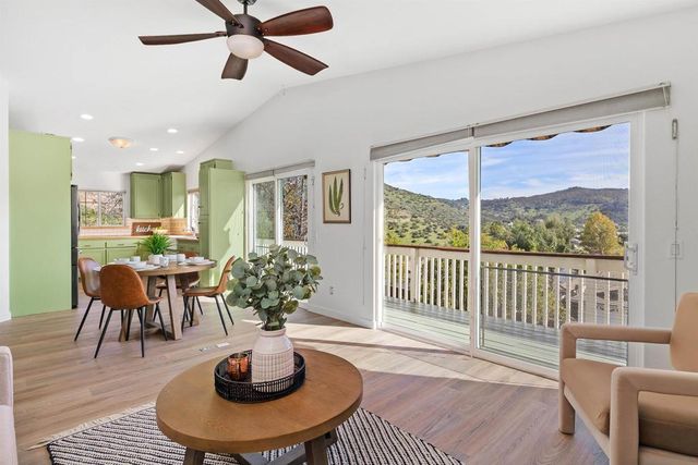 9118 Sesi Ln, Lakeside, CA 92040