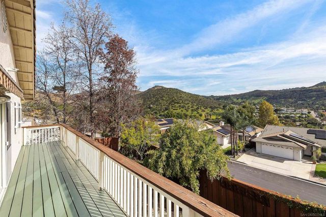 9118 Sesi Ln, Lakeside, CA 92040