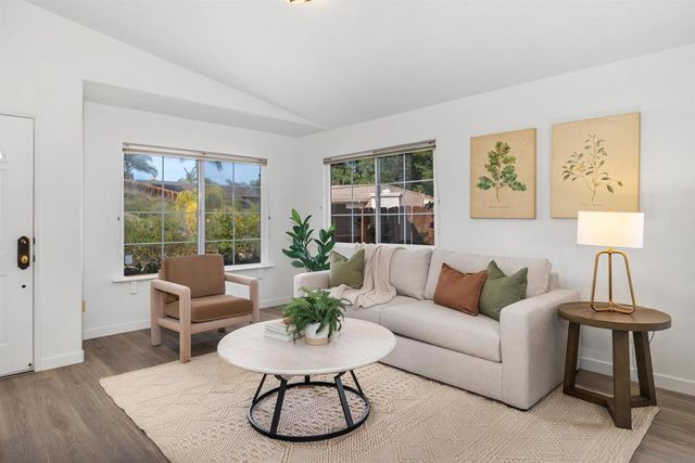 9118 Sesi Ln, Lakeside, CA 92040