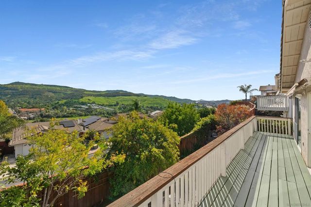 9118 Sesi Ln, Lakeside, CA 92040