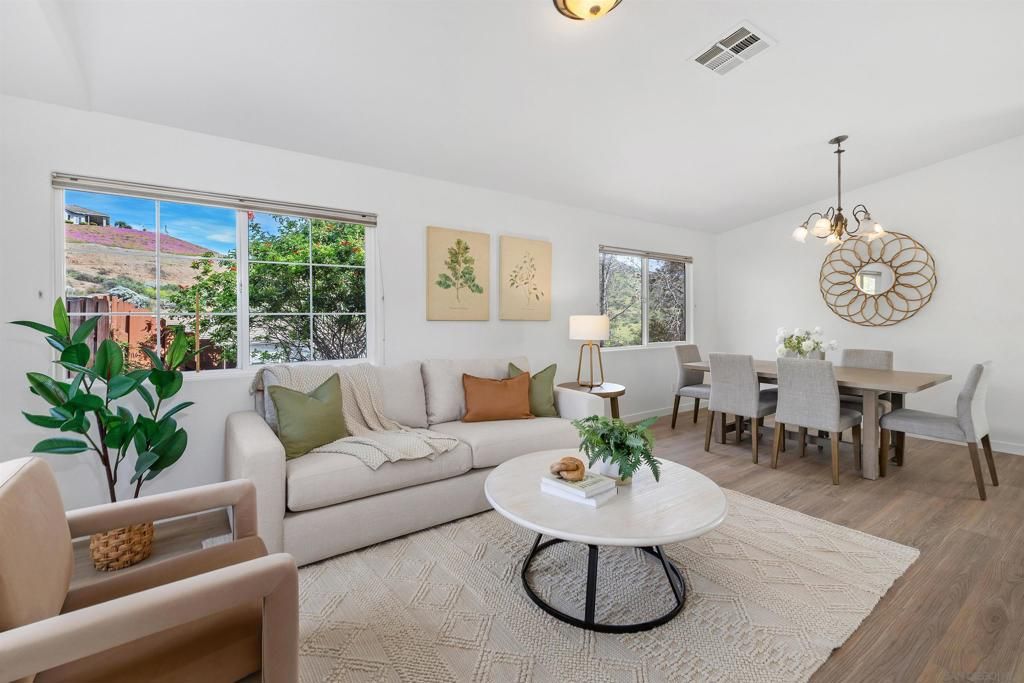 9118 Sesi Ln, Lakeside, CA 92040