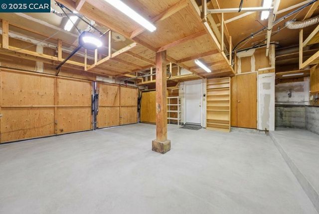 5584 Circle Dr, El Sobrante, CA 94803