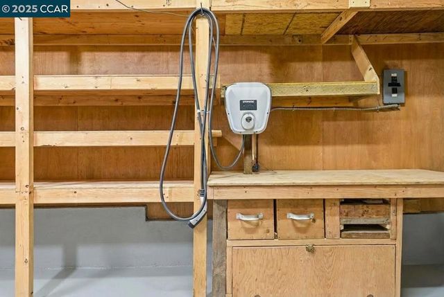 5584 Circle Dr, El Sobrante, CA 94803