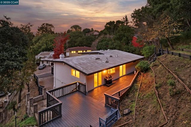 5584 Circle Dr, El Sobrante, CA 94803