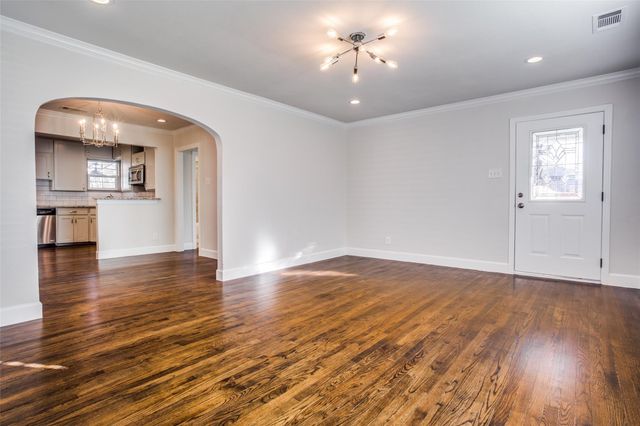 3147 Hedgerow Drive, Dallas, TX 75235