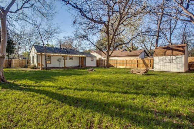 3147 Hedgerow Drive, Dallas, TX 75235