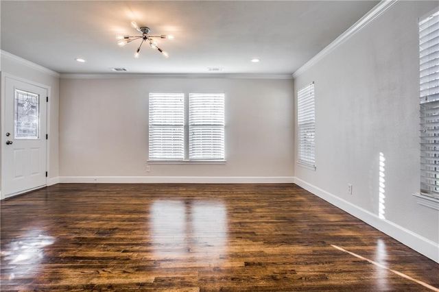 3147 Hedgerow Drive, Dallas, TX 75235