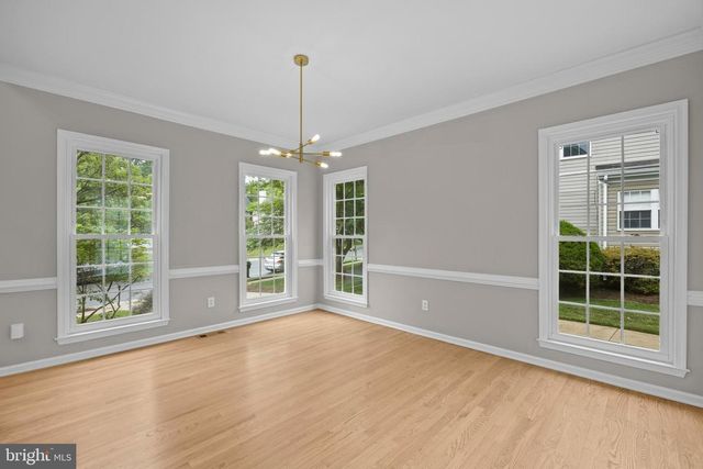 20712 PARKSIDE CIR, Sterling, VA 20165