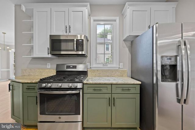 20712 PARKSIDE CIR, Sterling, VA 20165