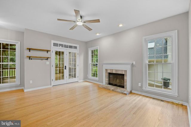 20712 PARKSIDE CIR, Sterling, VA 20165
